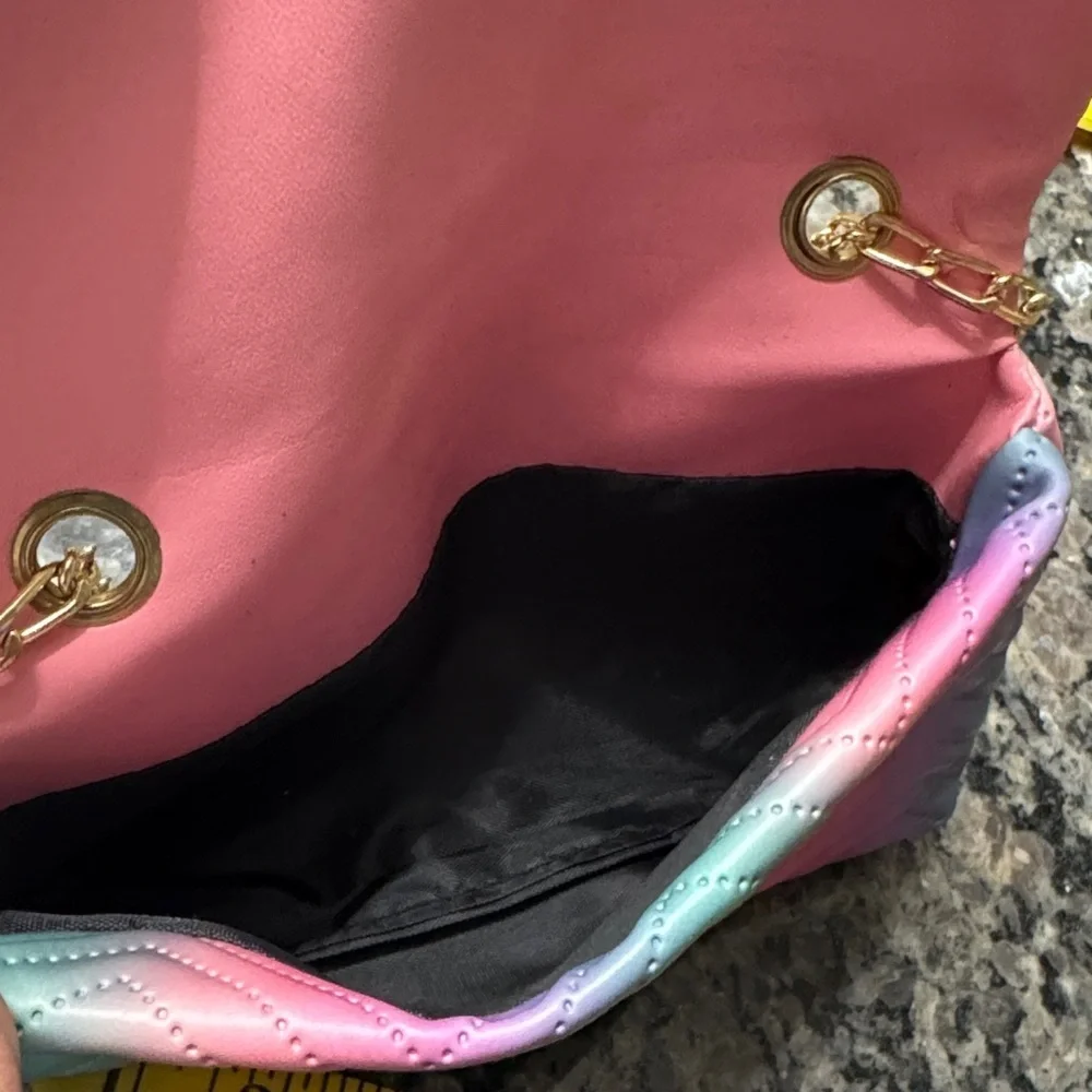 Multicolor Quilted Chain Bag EUC